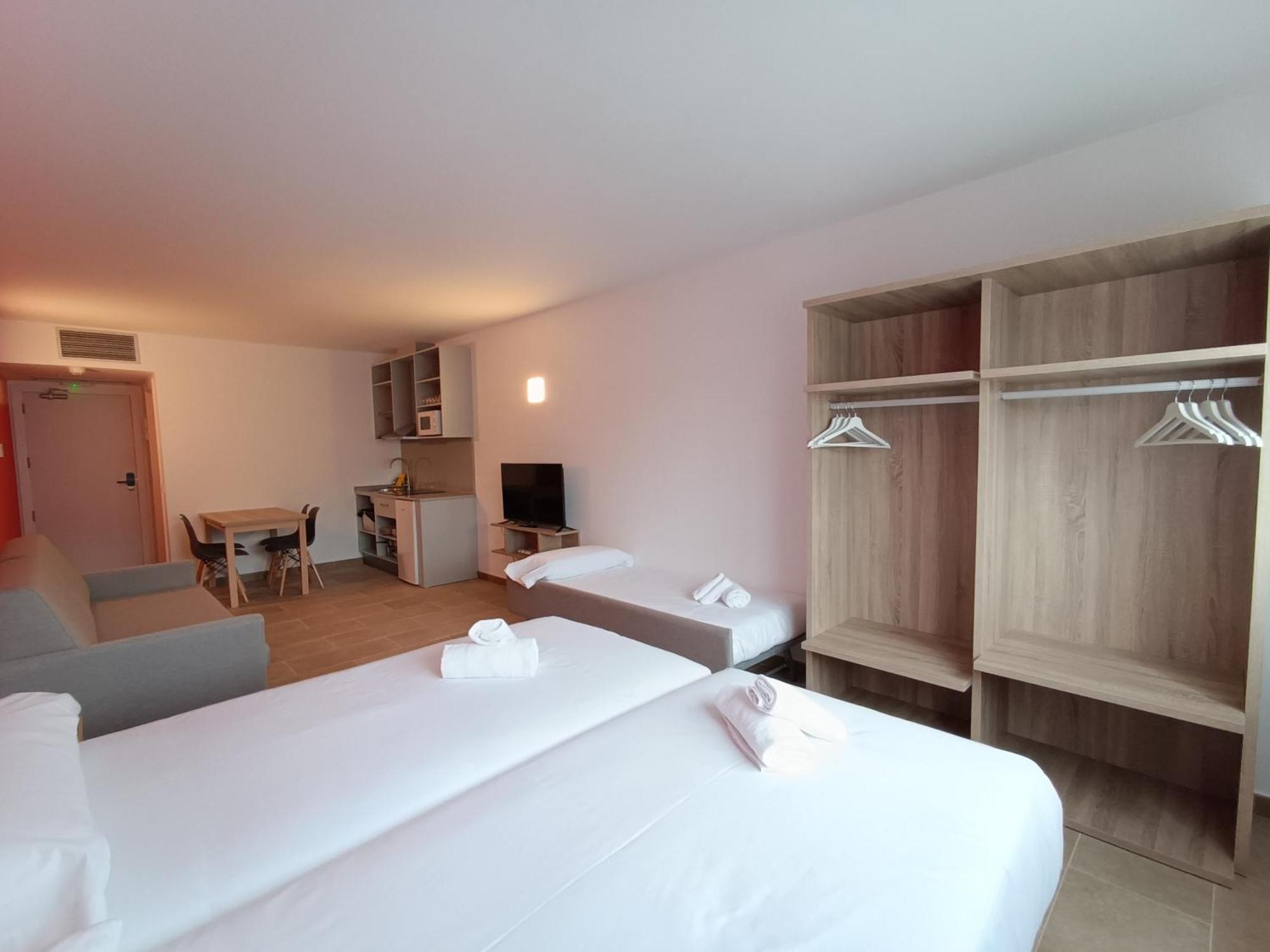 Turisticos Pontepedrina By Bossh! Saint-Jacques-de-Compostelle